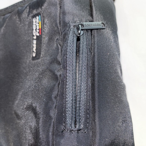 Vintage Case Logic Profile Storage Case With Strap CDs, DVDs and Games  PU00273 - Picture 5 of 6